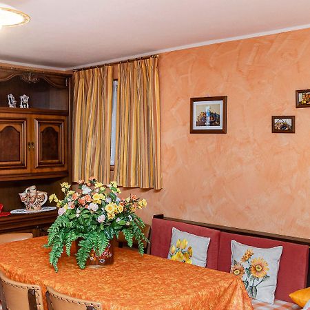 Family Gb - Dimora Fiorita Vila Armeno Exterior foto